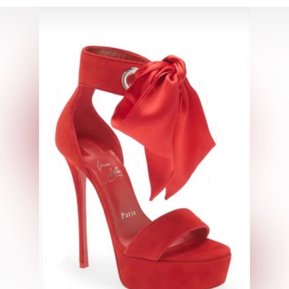 Brand New never worn Red Torrida Alta platform heels